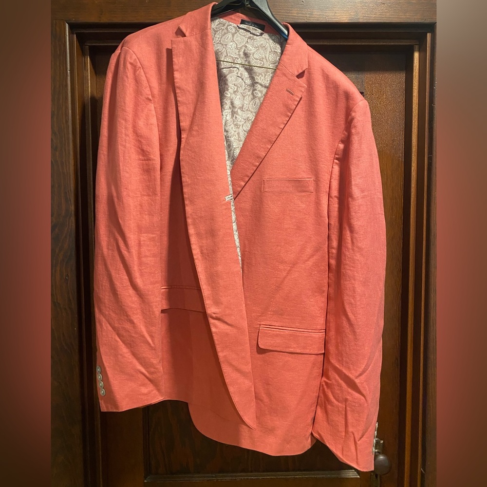 Light red/Pink suit jacket blazer